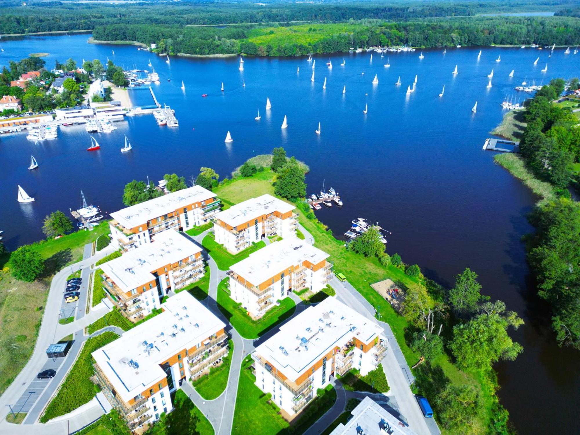 Marina Apartment - Przy Jeziorze, Taras, Tv55" Z Netflix I Prime, Parking อิวาวา ภายนอก รูปภาพ