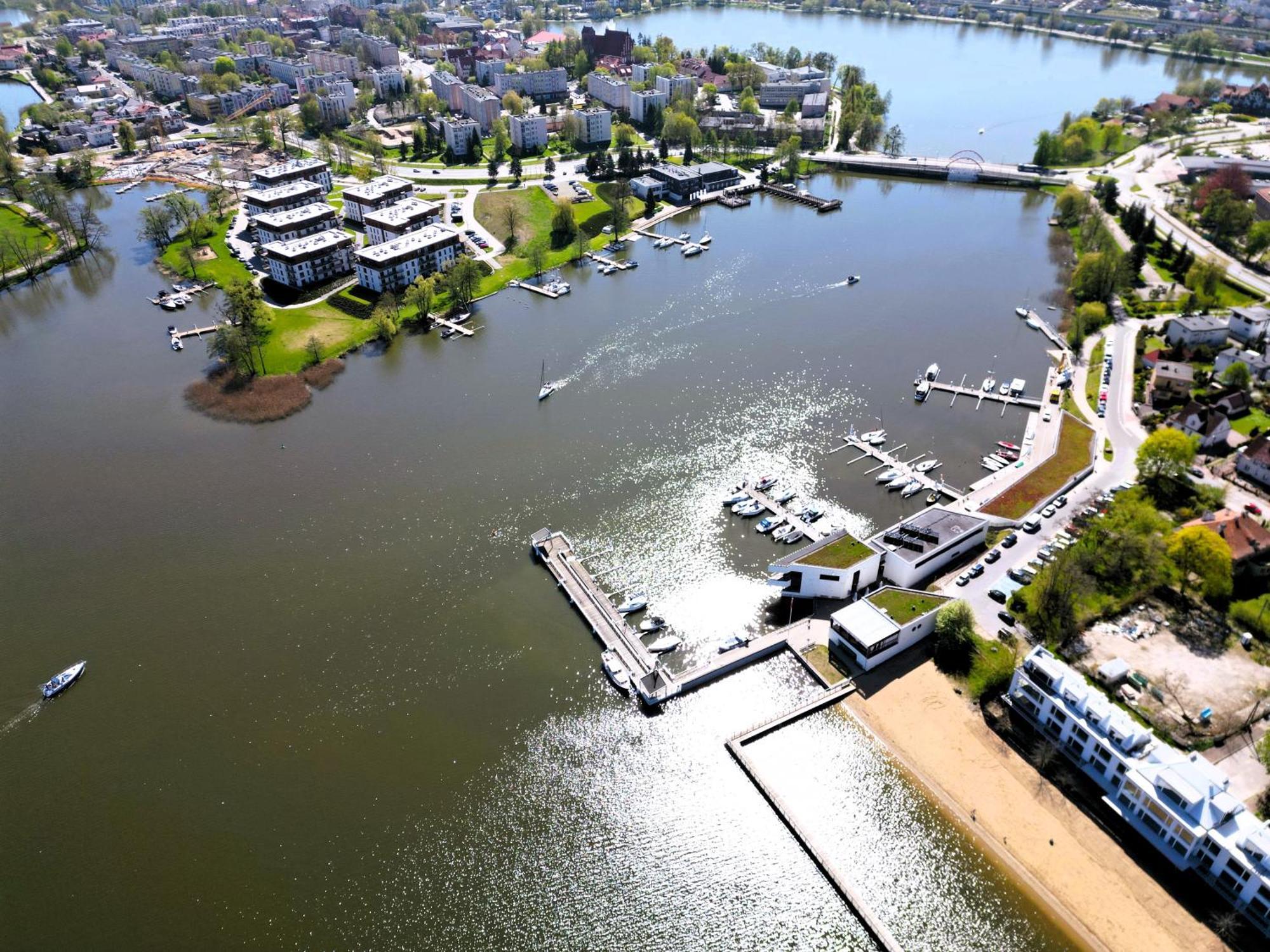 Marina Apartment - Przy Jeziorze, Taras, Tv55" Z Netflix I Prime, Parking อิวาวา ภายนอก รูปภาพ
