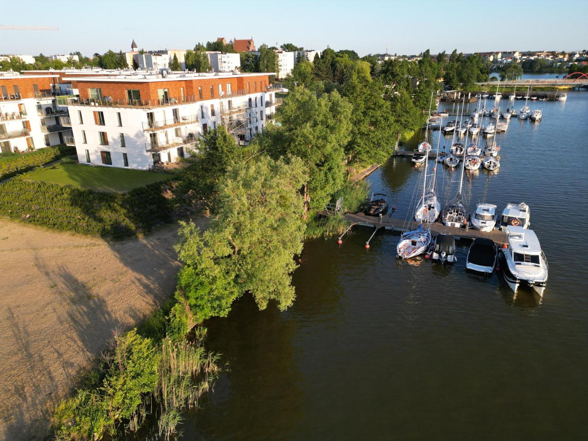Marina Apartment - Przy Jeziorze, Taras, Tv55" Z Netflix I Prime, Parking อิวาวา ภายนอก รูปภาพ